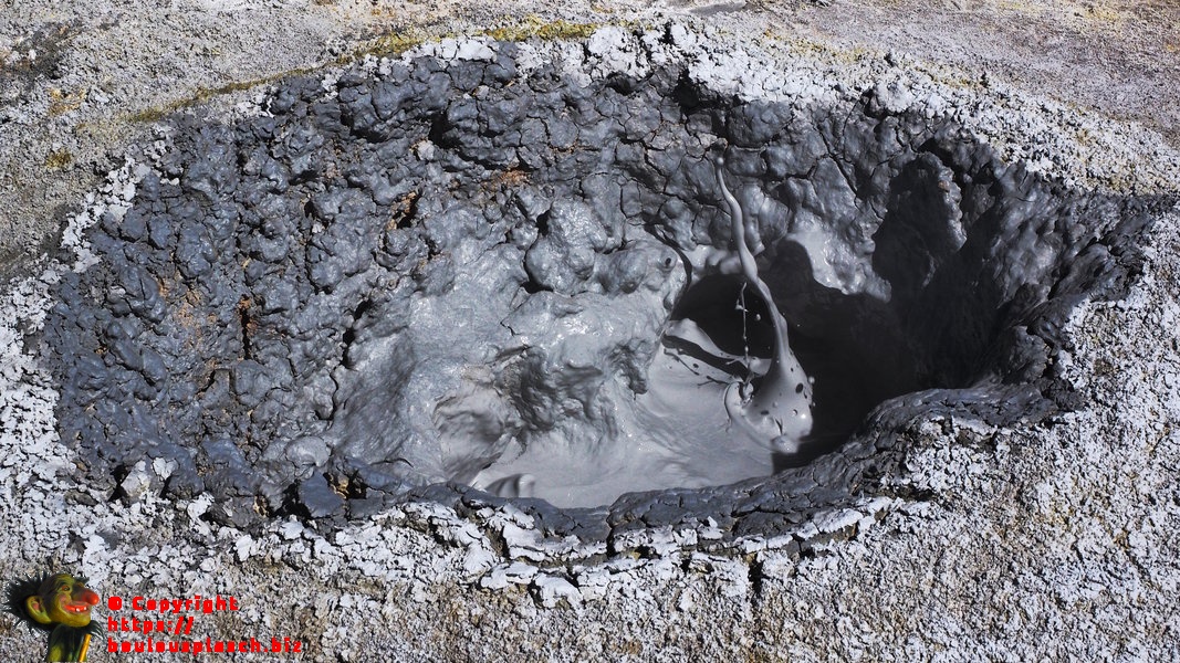 geysers-sol-de-manana