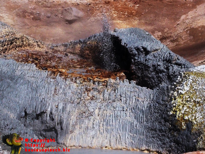 geysers-sol-de-manana